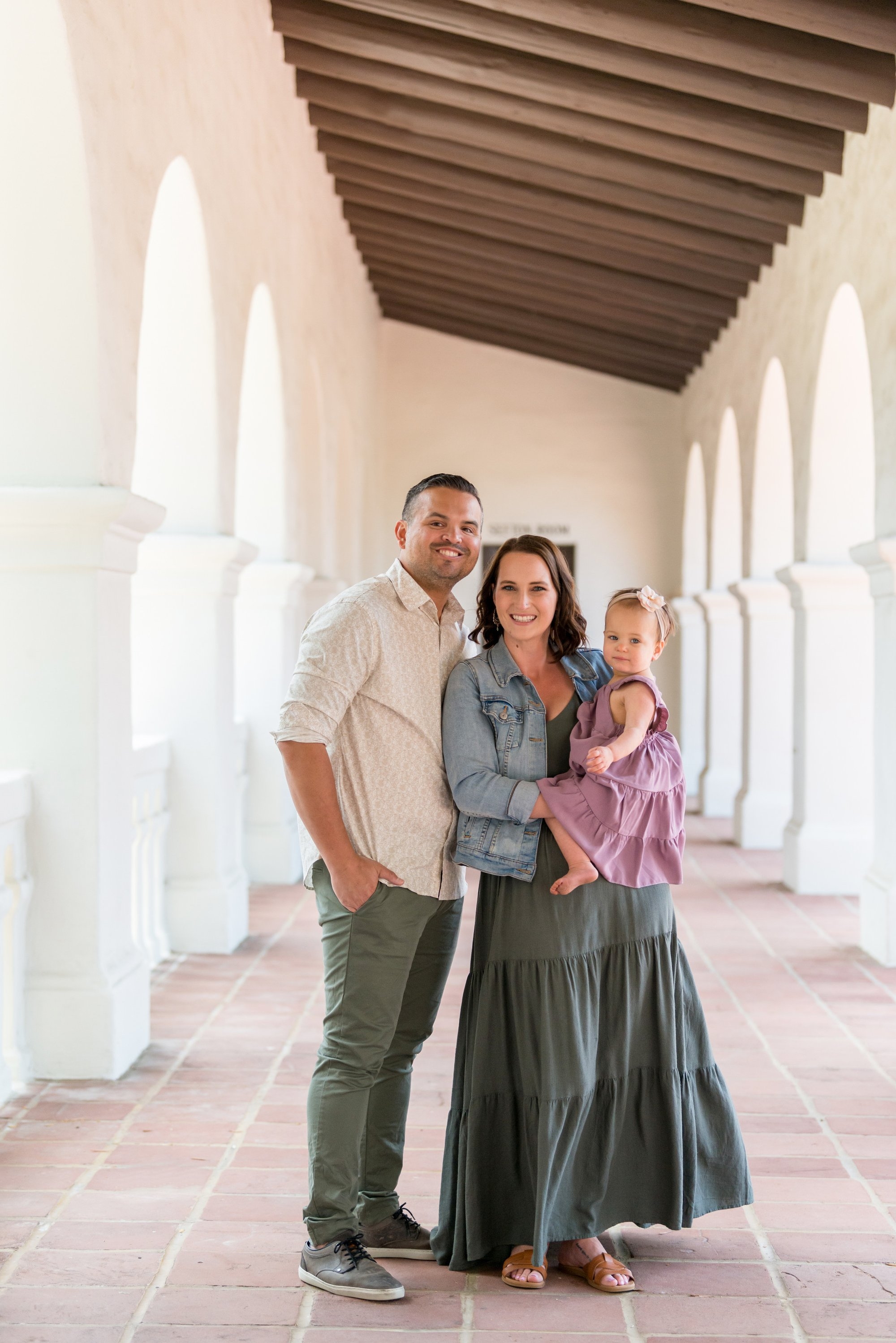 carousel-hero-element image-1